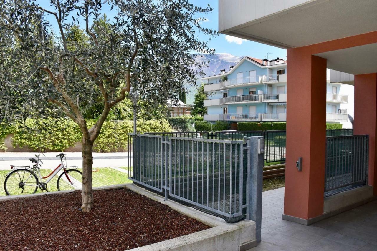 Lakegarden Apartment Riva del Garda Ngoại thất bức ảnh